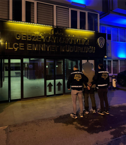 Kasten Öldürme suçundan 18 Yıl 11 Ay 22 Gün kesinleşmiş hapis cezası bulunan Ö.O. (25) isimli şahıs…