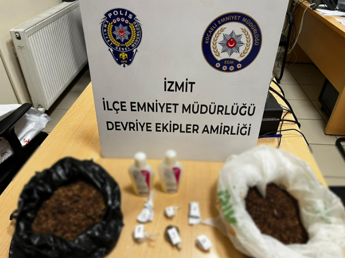 İl Emniyet Müdürlüğümüzce yapılan çalışmalar kapsamında 22.05.2026 günü saat 21:00 sıralarında, Uyuşturucu ve Uyarıcı Madde konularına yönelik yapılan kontrollerde;